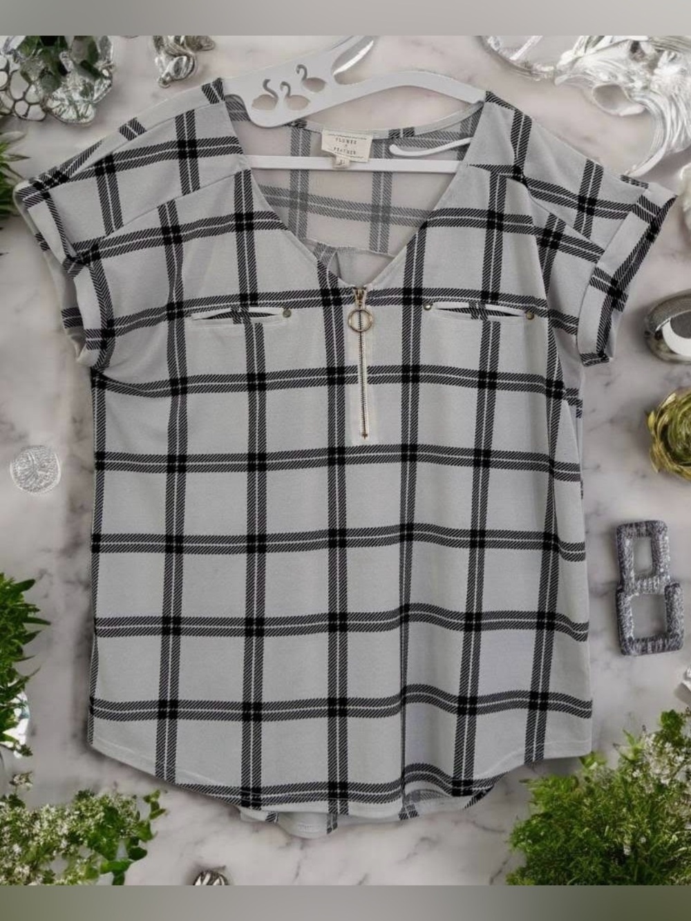 Flower & Feather Plaid V-Neck Top XL Gray Black Zipper Faux Pocket Blouse
